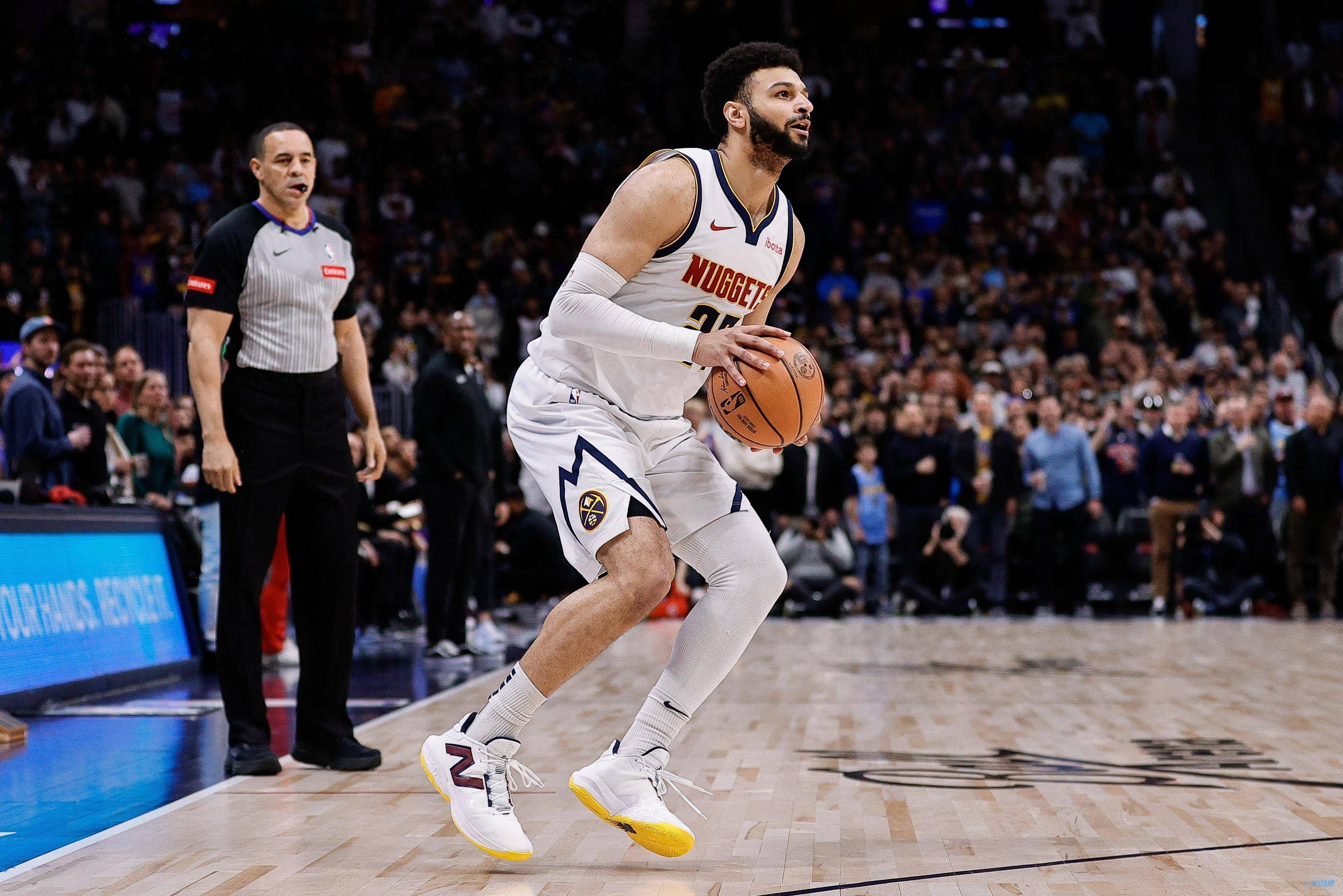 包含美国网球队血洗德国网球队，穆雷关键制胜的词条