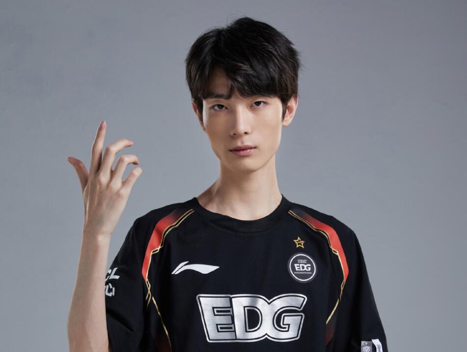 关于TES血洗BRO，Meiko三分雨点燃全场的信息