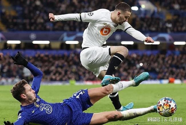 切尔西轻松过关，稳固前列位置