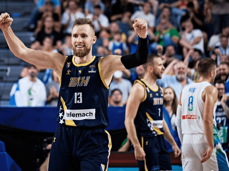 PG平台-波黑胜马其顿，晋级机遇稍显！的简单介绍