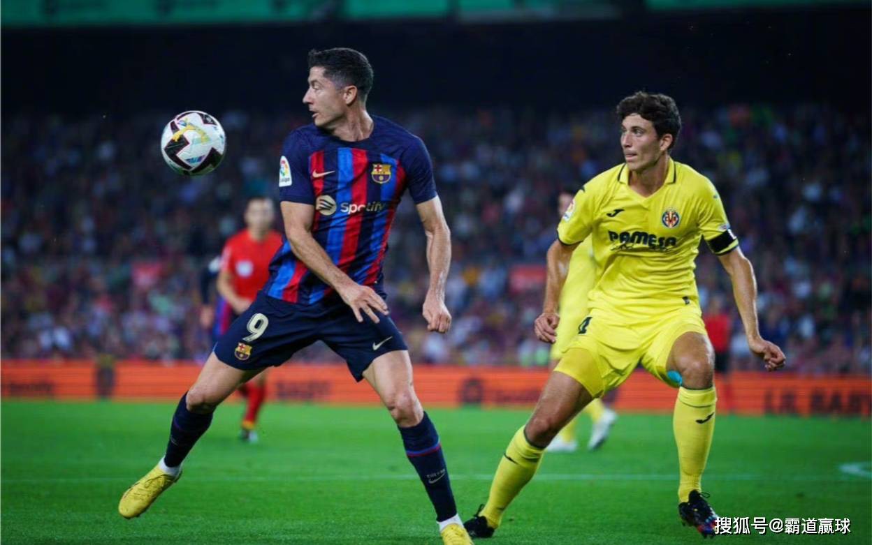 包含梅西罚入点球，巴萨客场逼平比利亚雷亚尔的词条