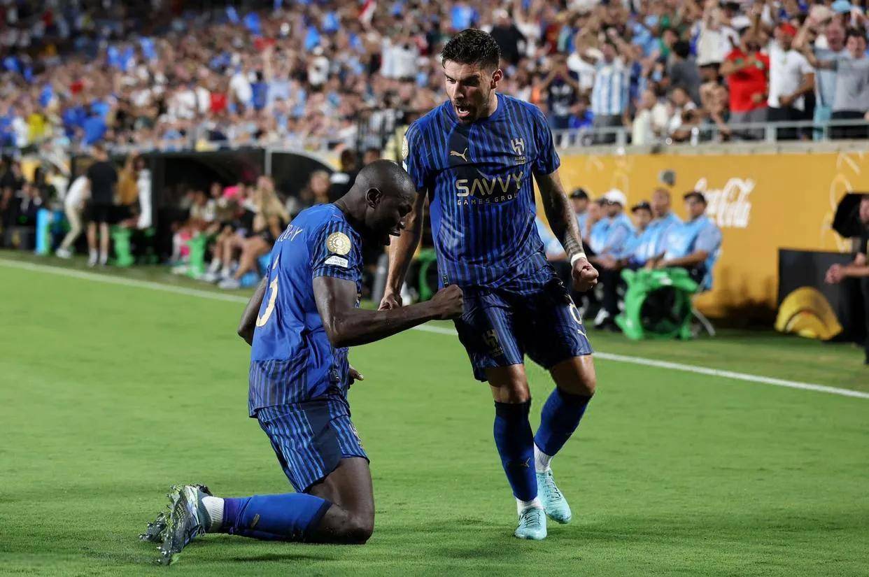 曼城战胜对手，成功挺进下一轮