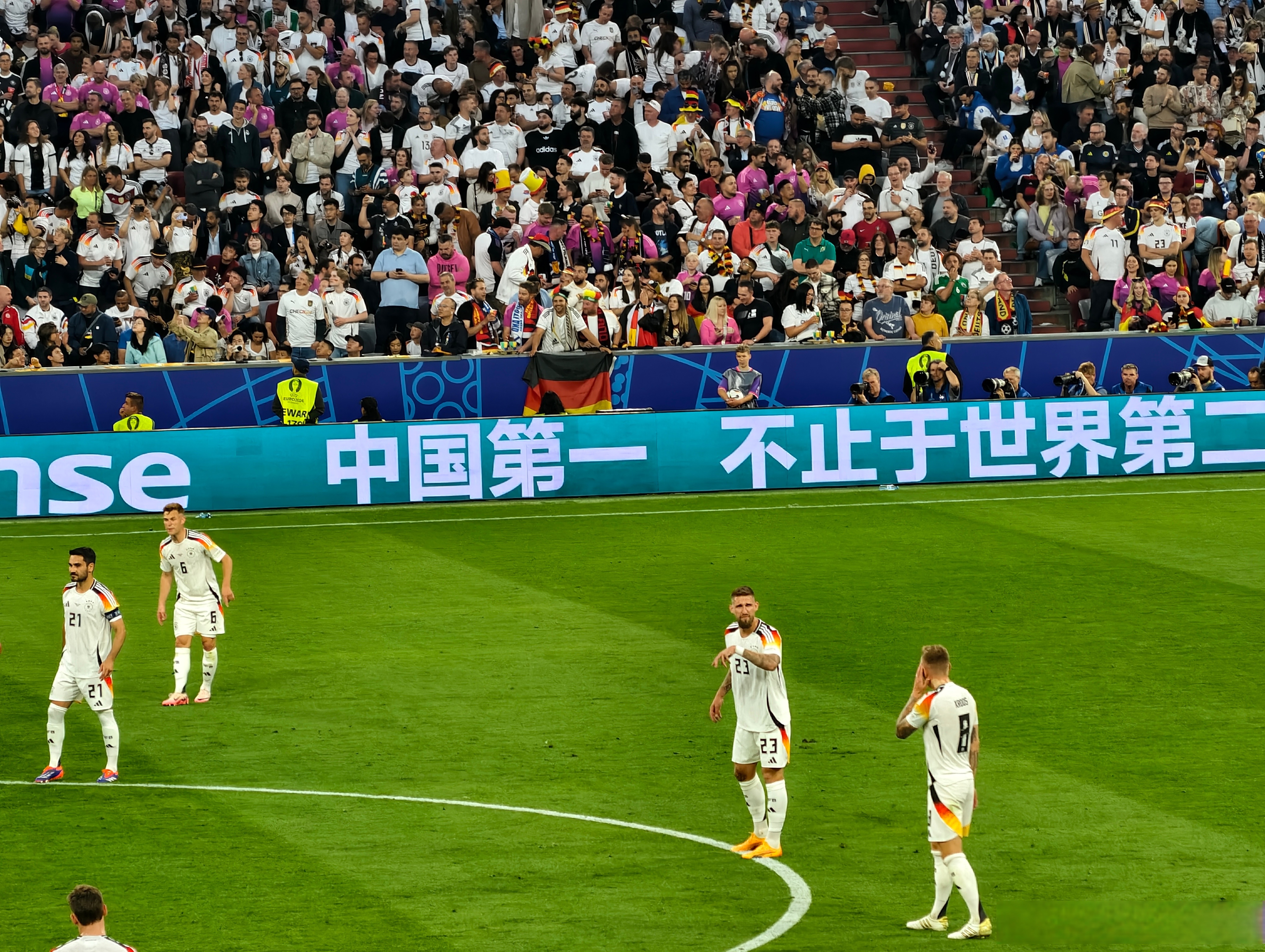 实力对决!欧洲杯资格赛即将揭幕 实力对决!欧洲杯资格赛即将揭幕