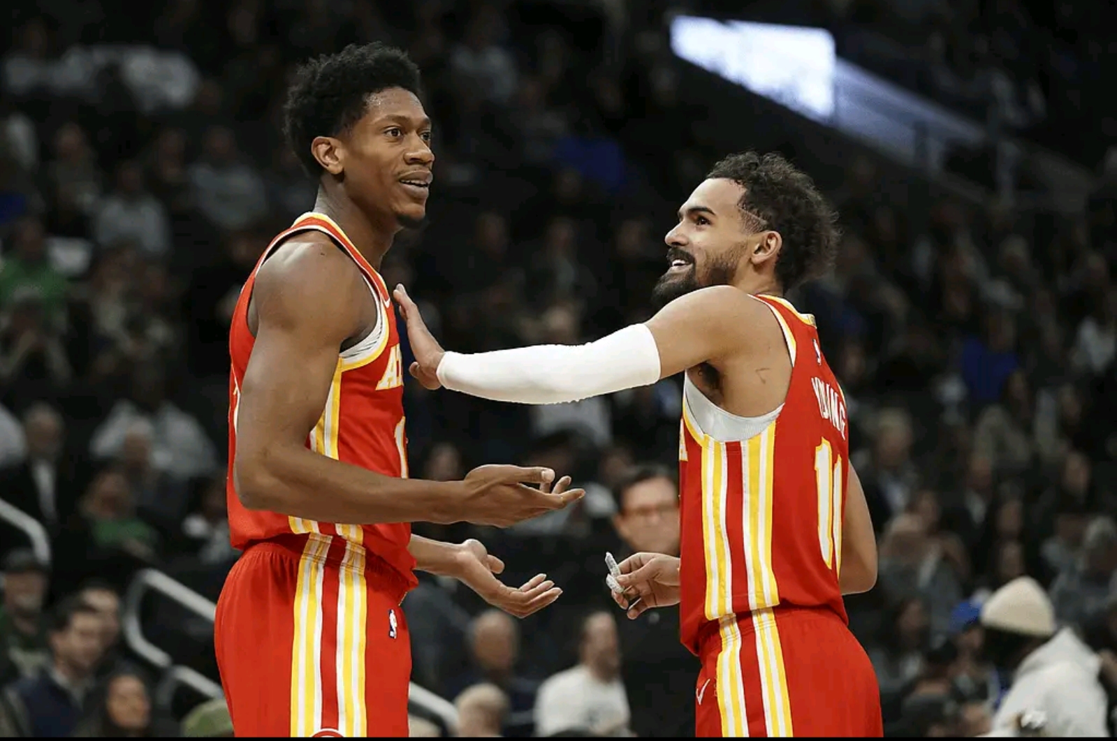 PG电子官网入口-包含老鹰遭雄鹿逆转，安特托昆博全场压哨绝杀的词条