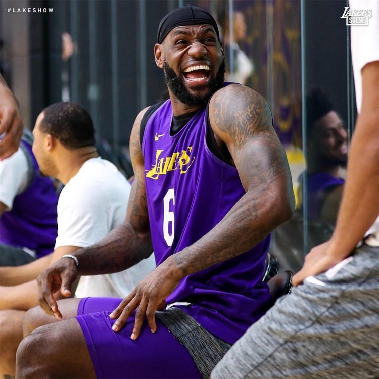 鹈鹕完胜中国男篮，卡鲁索打破历史纪录的简单介绍