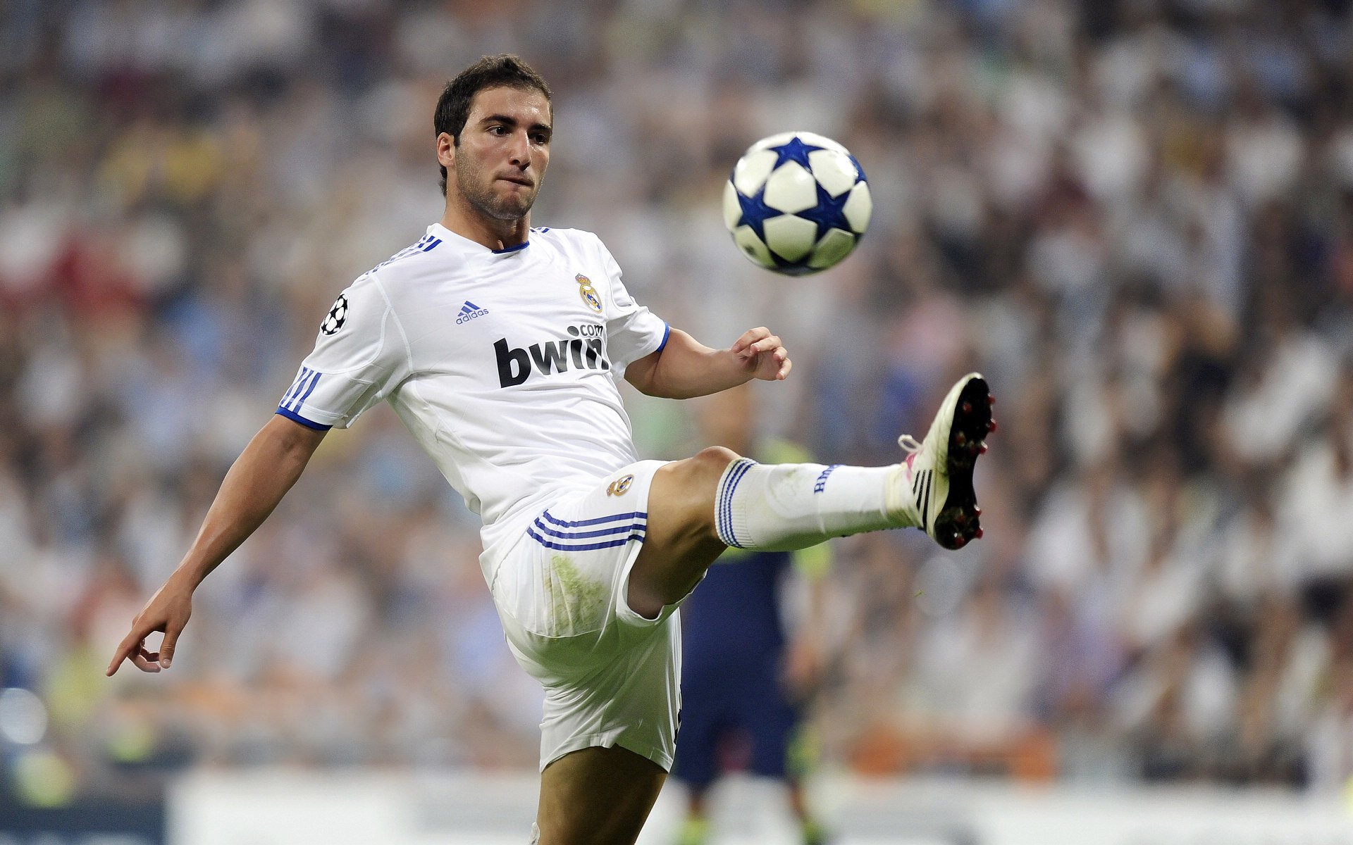 PG电子娱乐-奥纳纳神扑锁定胜局，尼日利亚力克牙买加提前晋级