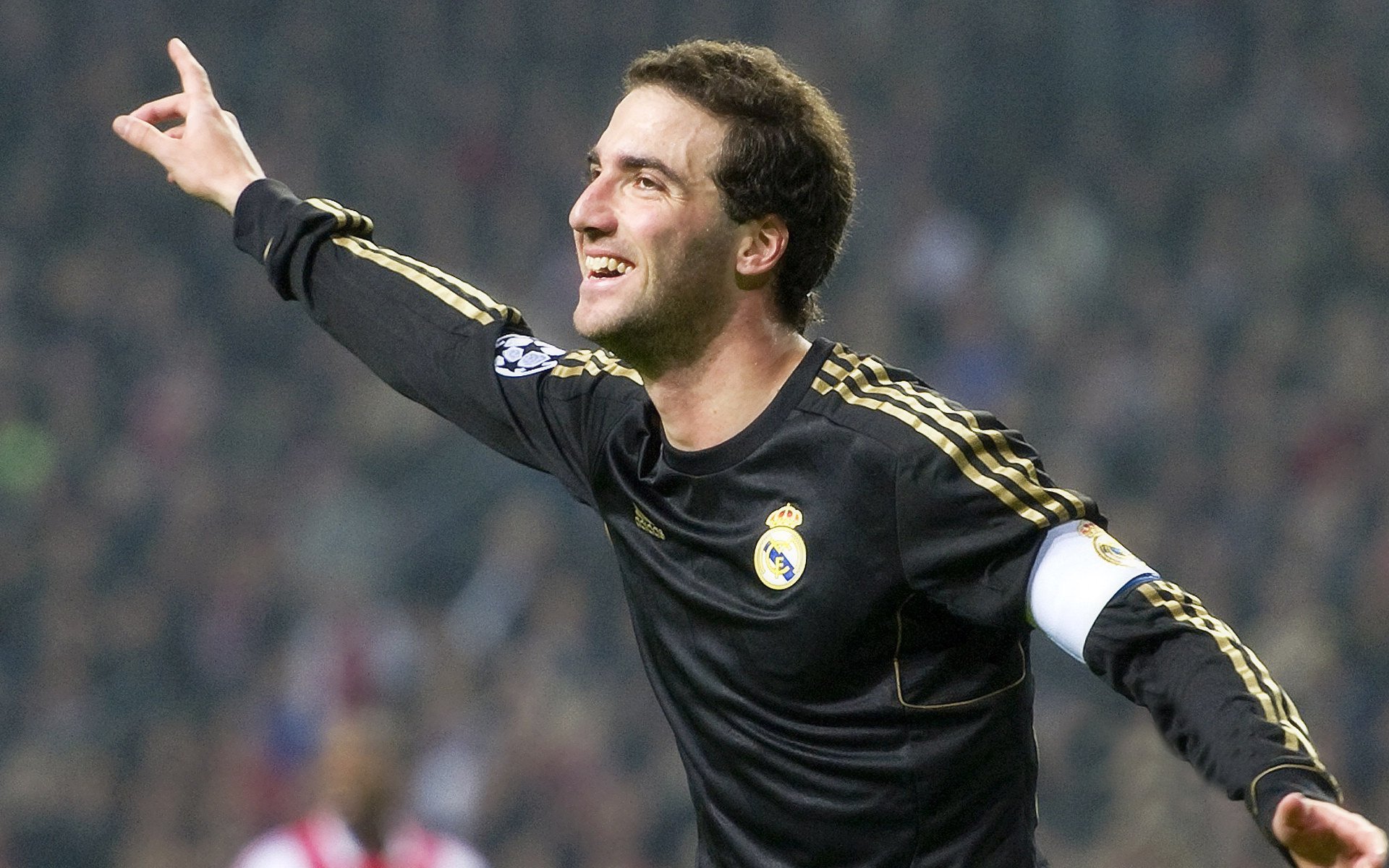 从欧冠决赛到美洲硬仗，墨西哥如何以欧冠级战术决胜美国